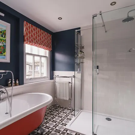 Herdwick Cottage, Stylish 3 Bed, 펜션 앰블사이드